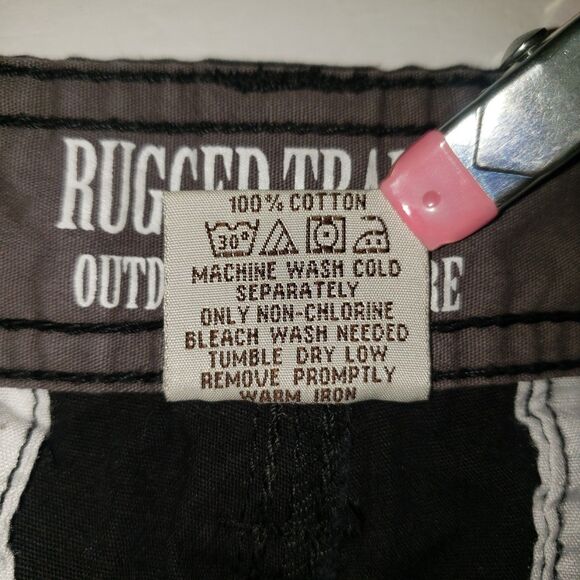 RUGGED TRAILS Black Cargo Shorts Mens Size 34 - Picture 5 of 7